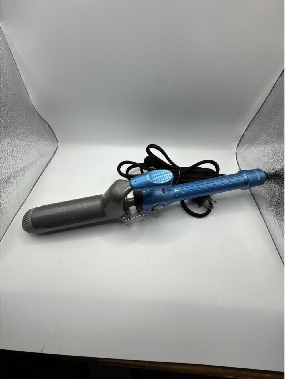 BABYLISS Pro BaBylissPro Nano Titanium 1-1/2" Curling Iron BABNT150S